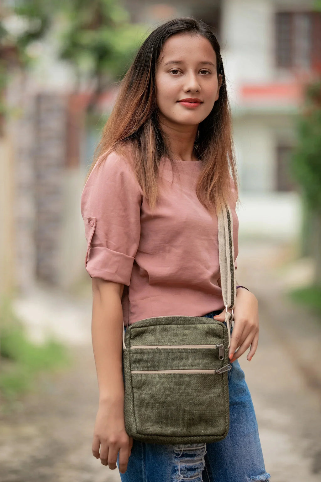 Crossbody Multi Hemp Banyan Green Pocket Purse - Core