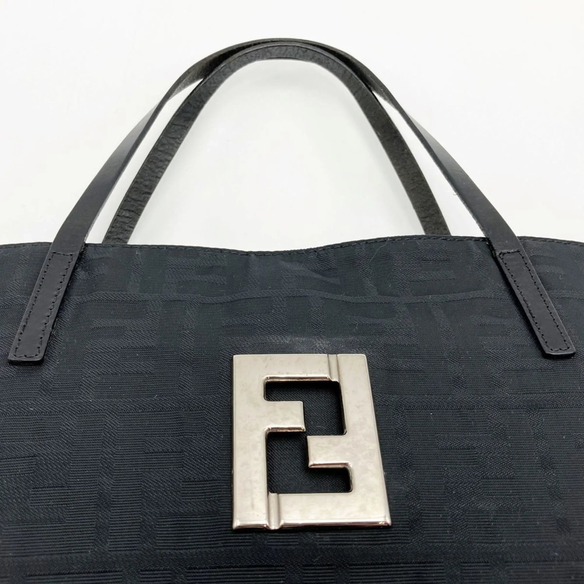 (Good) pattern Pre-Owned FENDI Zucca 15786 tote ladies canvas nylon handbag bag black