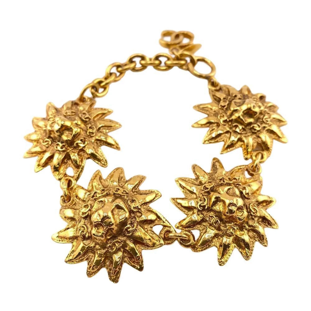 Lion Women's CHANEL Pre-Owned Gold (Good) Z0004923 Bracelet