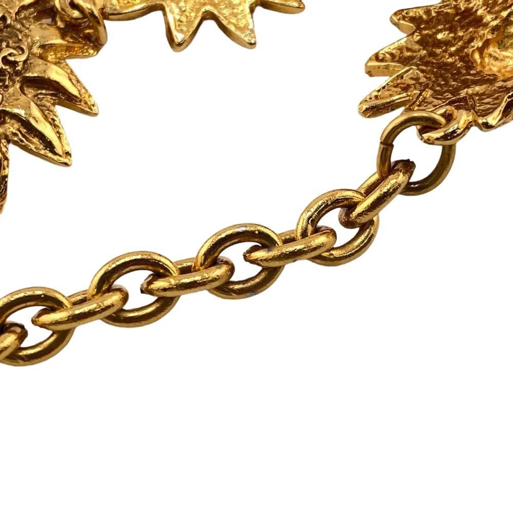 Lion Women's CHANEL Pre-Owned Gold (Good) Z0004923 Bracelet