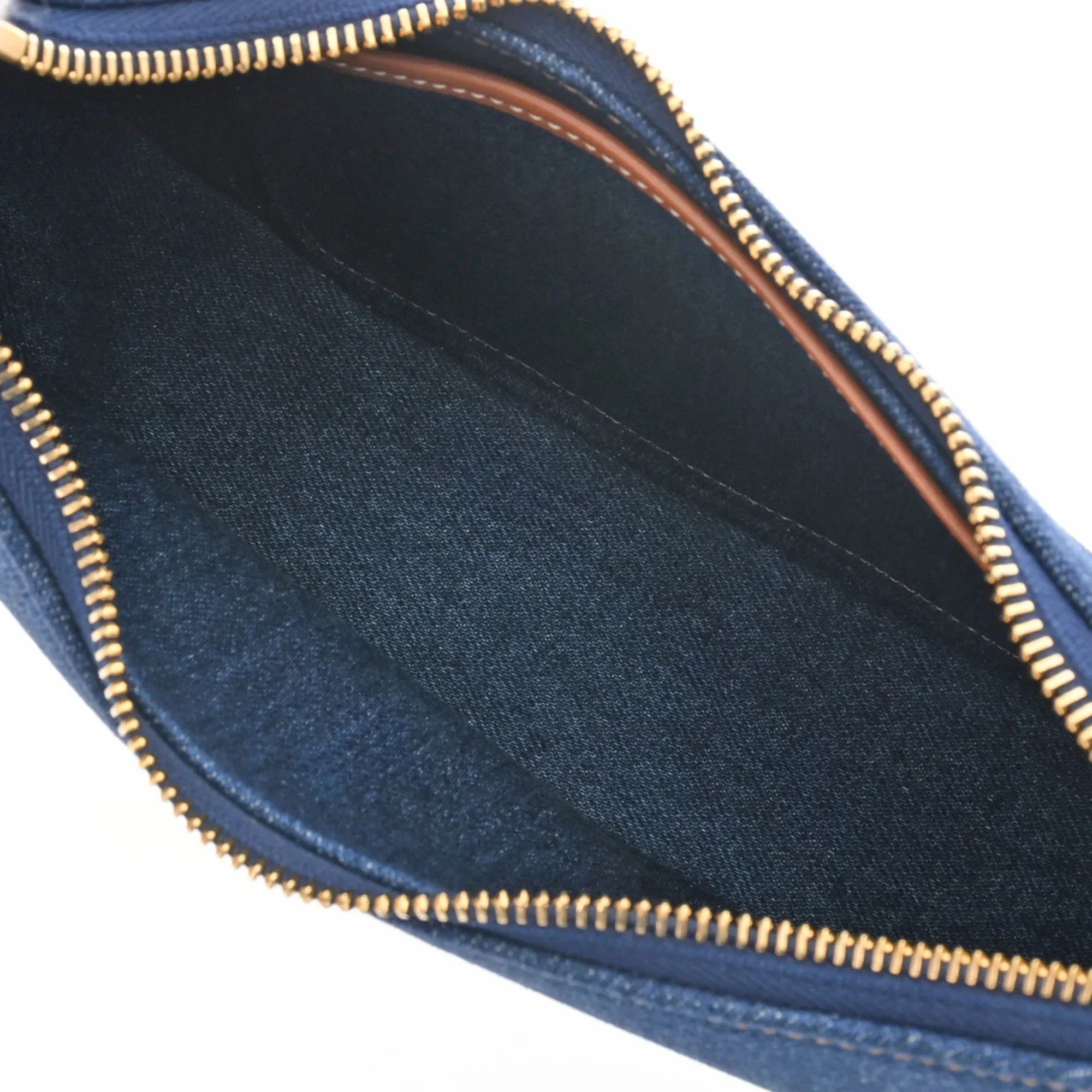 (Like Blue Pre-Owned Denim Ava New) Women's Handbag 193952DKA CELINE Leather