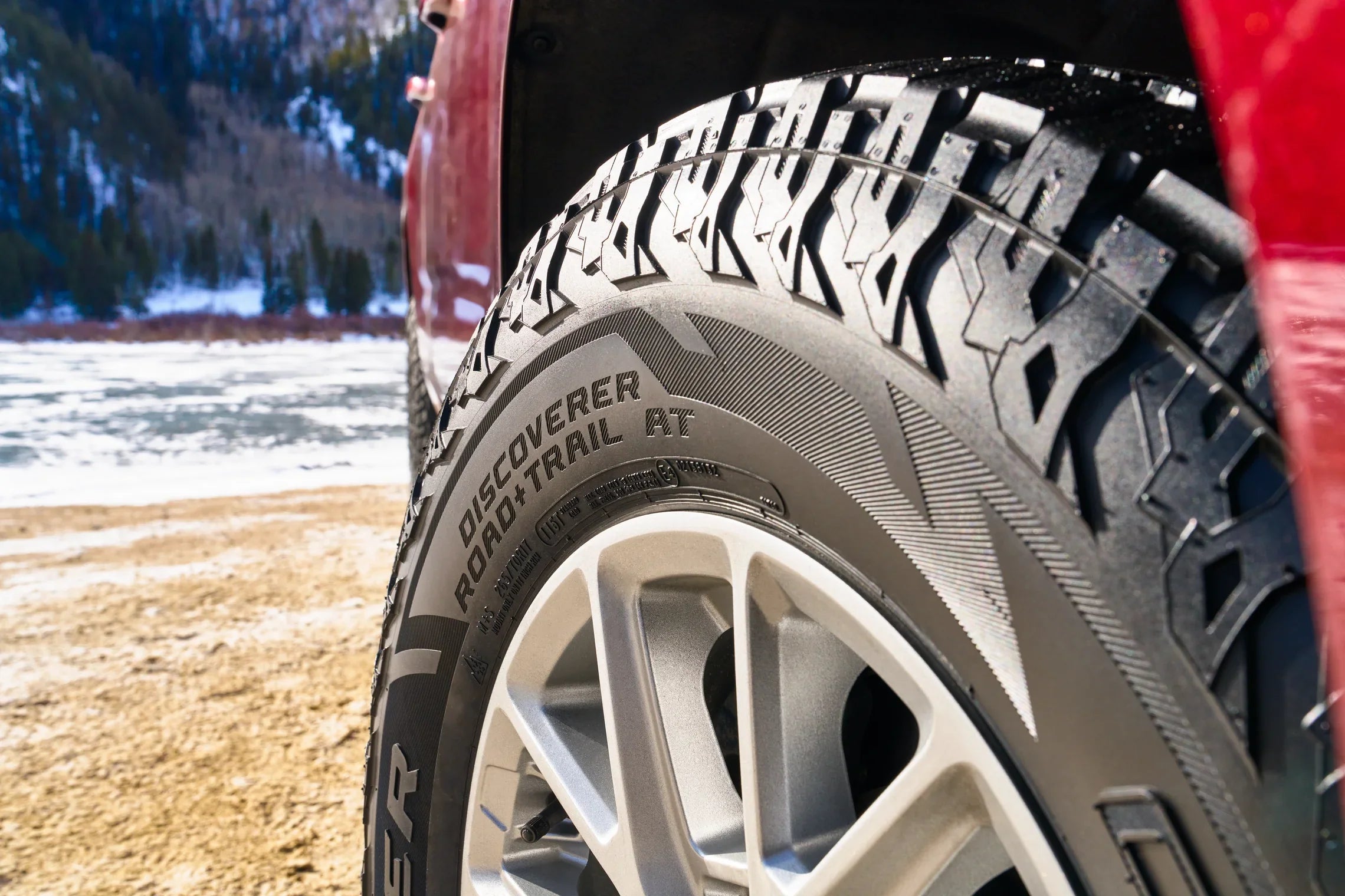 Cooper AT Road+Trail 106T 235/70R16 All-Terrain Tire Discoverer