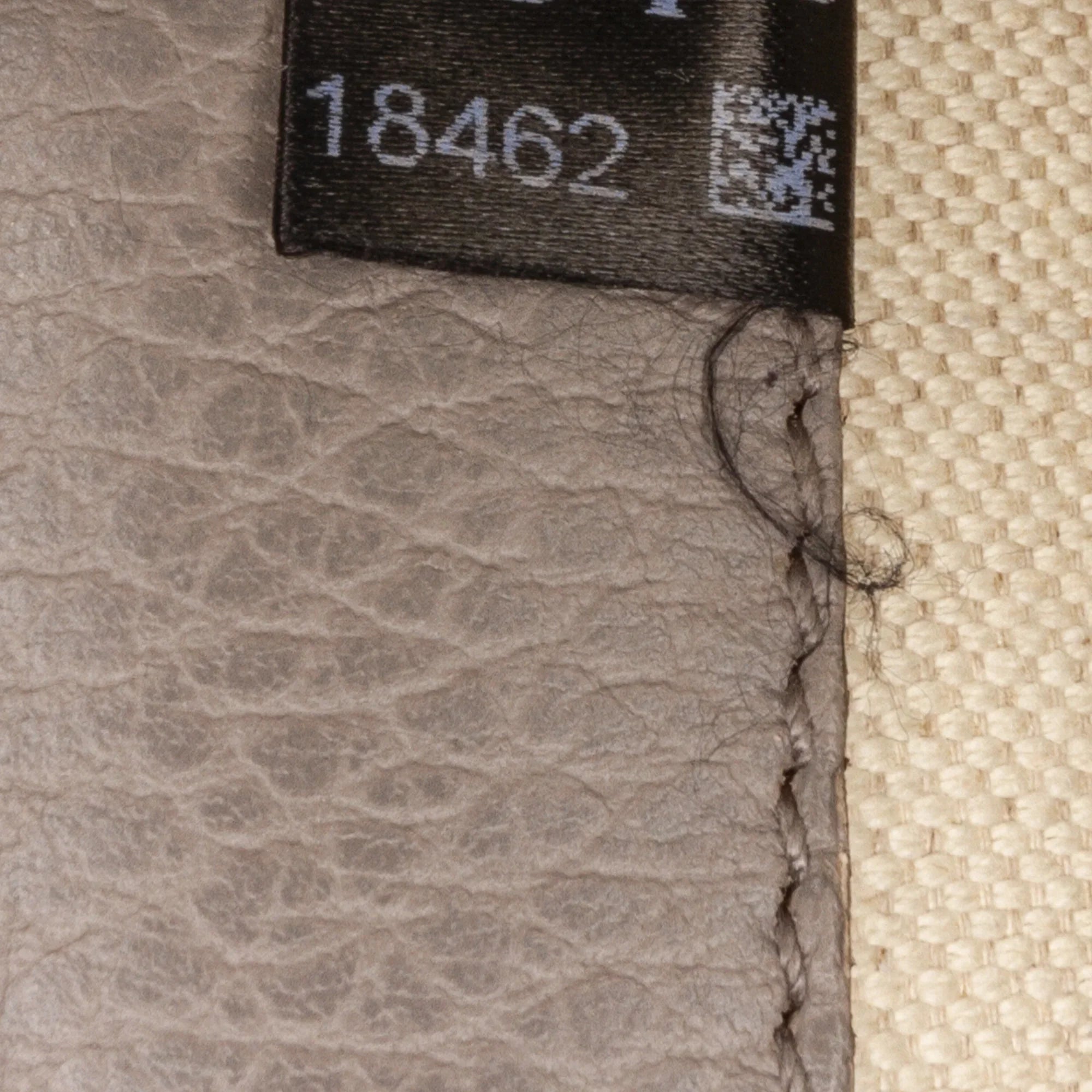 Unisex Authenticated Gray Calf Shoulder Leather Small Bag Dionysus Pre-Owned Gucci (Good)