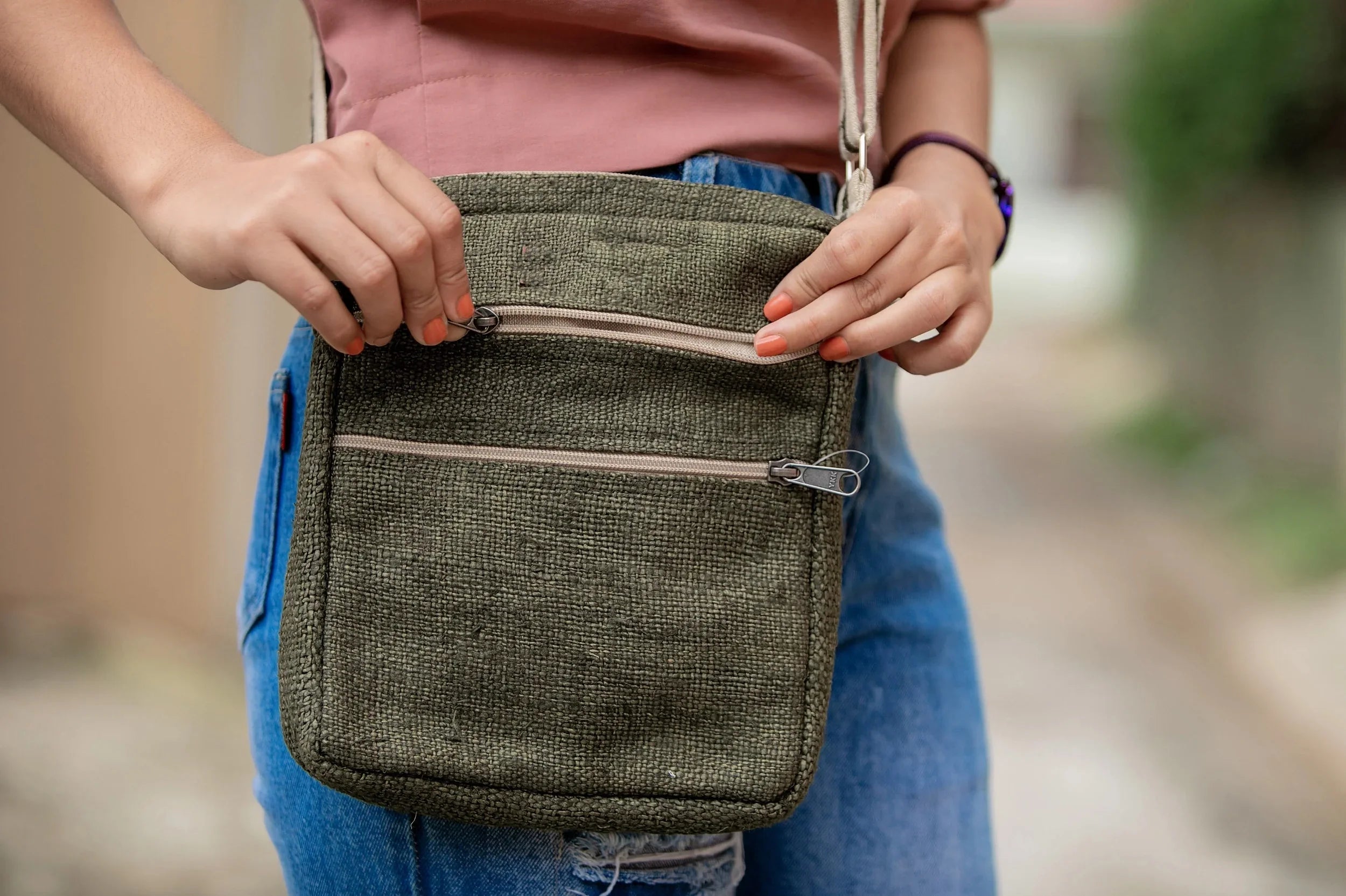 Crossbody Multi Hemp Banyan Green Pocket Purse - Core
