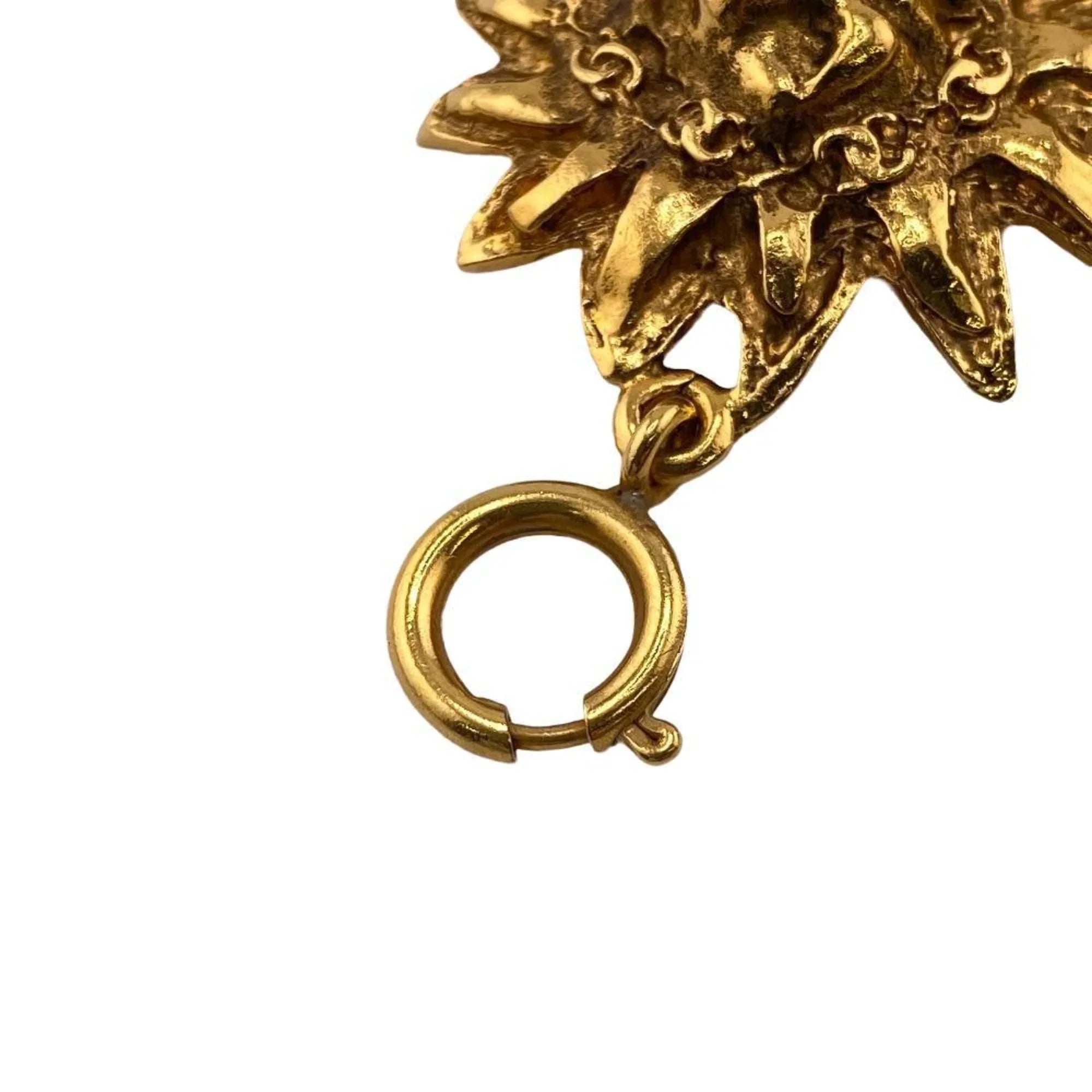 Lion Women's CHANEL Pre-Owned Gold (Good) Z0004923 Bracelet