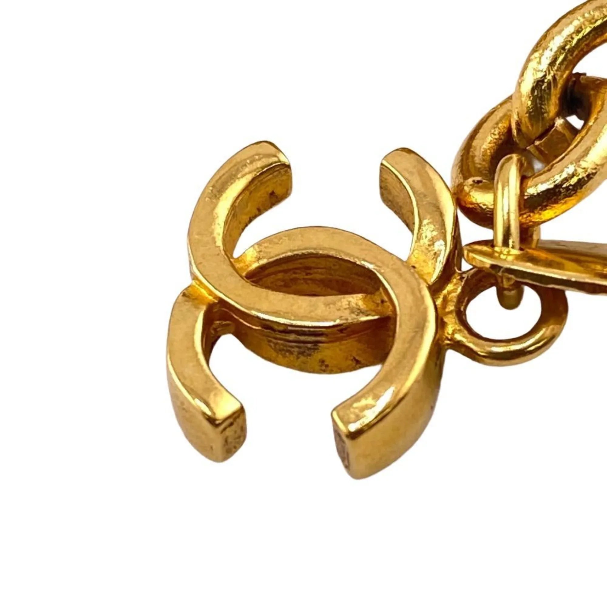 Lion Women's CHANEL Pre-Owned Gold (Good) Z0004923 Bracelet