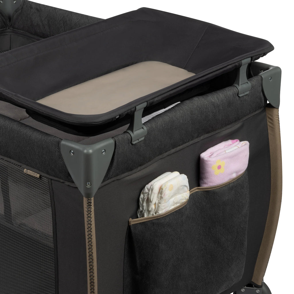 Play Castle Rocking Bassinet, Size Point with Full Yard Monbebe