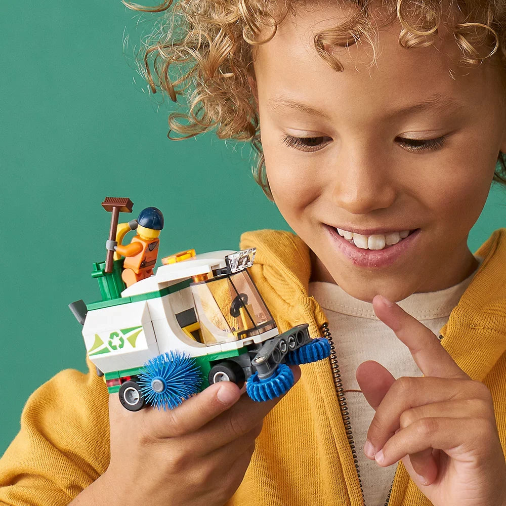 Street for Pieces) Toy 60249 LEGO Sweeper Kids City (89 Construction