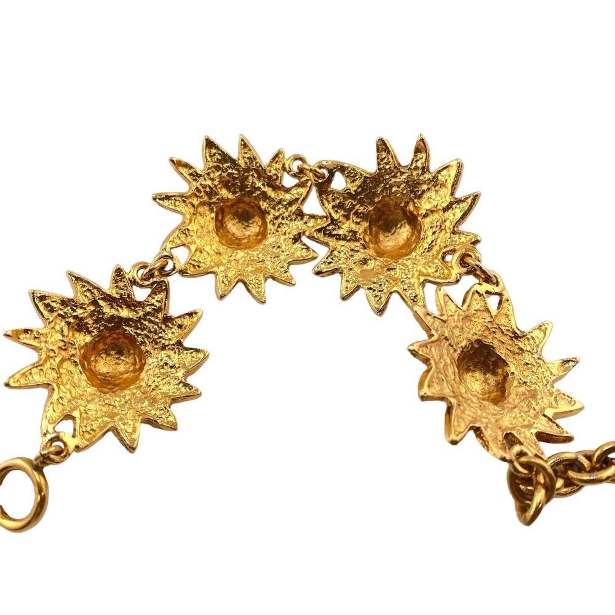 Lion Women's CHANEL Pre-Owned Gold (Good) Z0004923 Bracelet