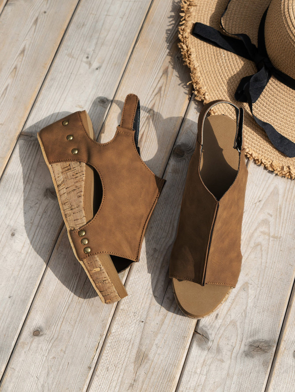 Stitching Leather Wedge Gray Vintage Studded Sandals