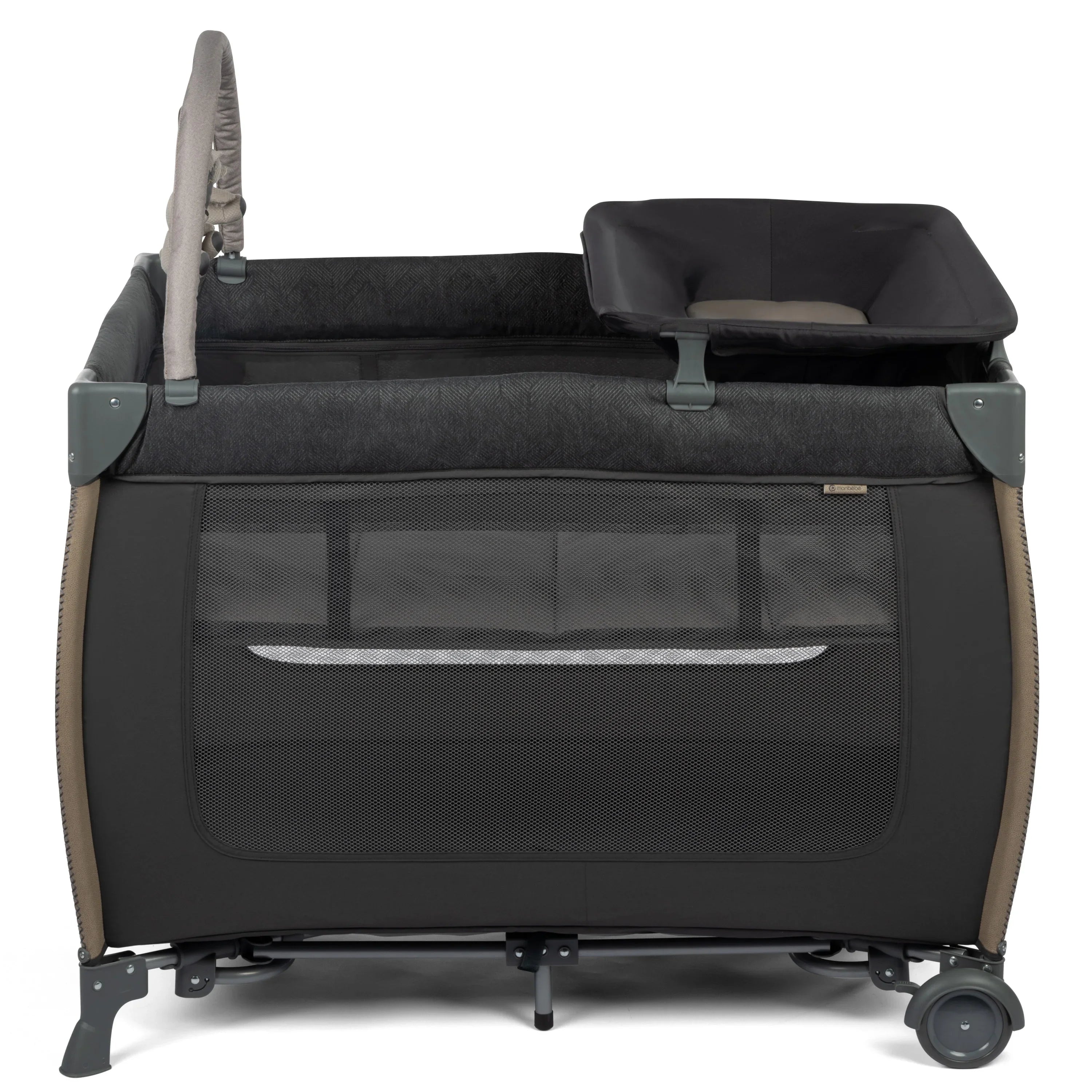 Play Castle Rocking Bassinet, Size Point with Full Yard Monbebe