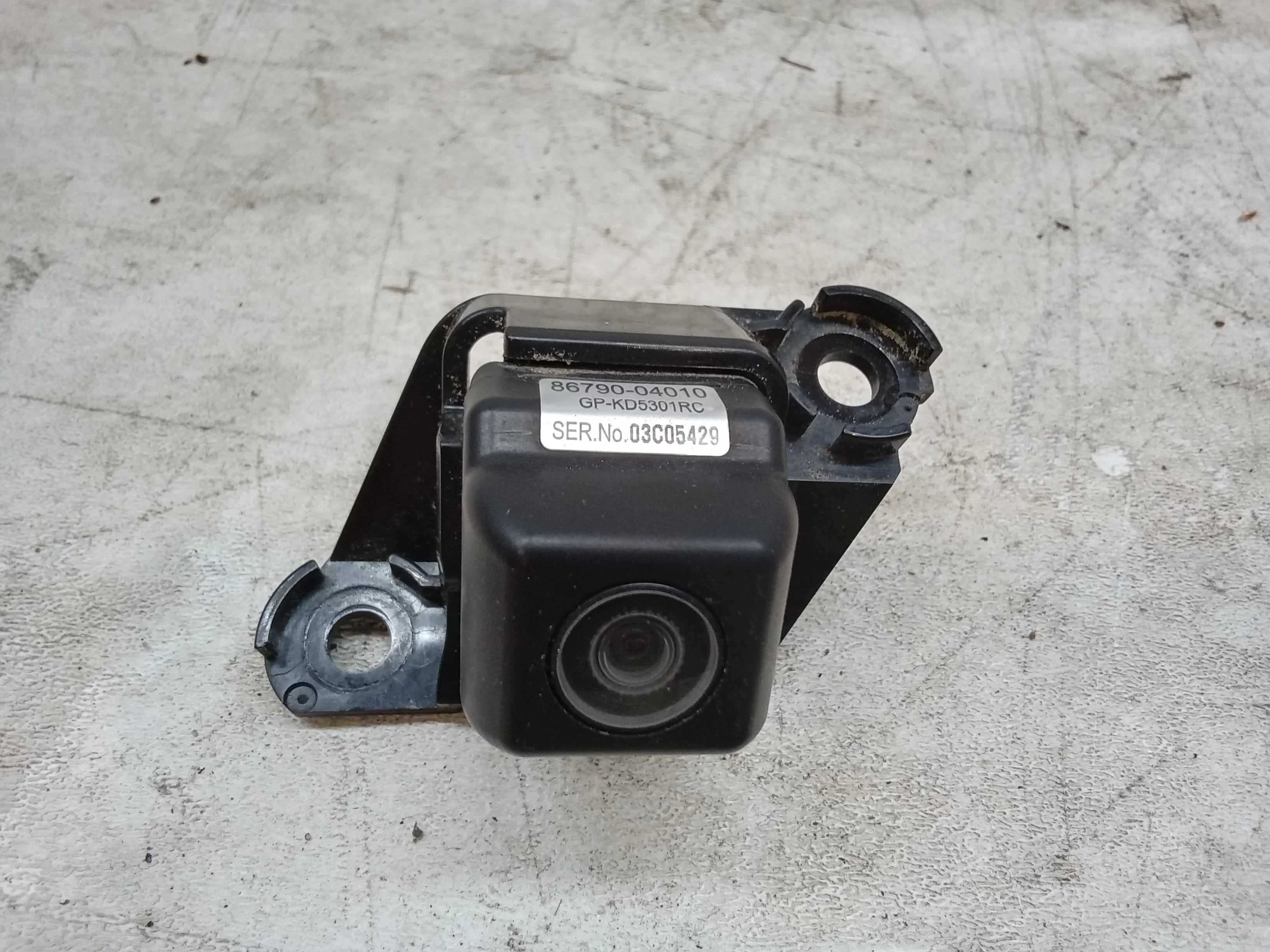 Tacoma Camera 10 Mounted (Good) Pre-Owned OEM Tailgate Toyota