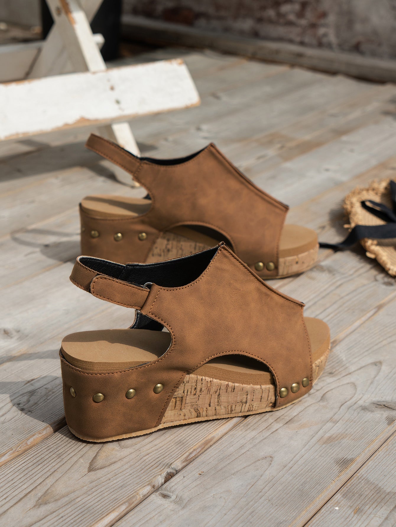 Stitching Leather Wedge Gray Vintage Studded Sandals