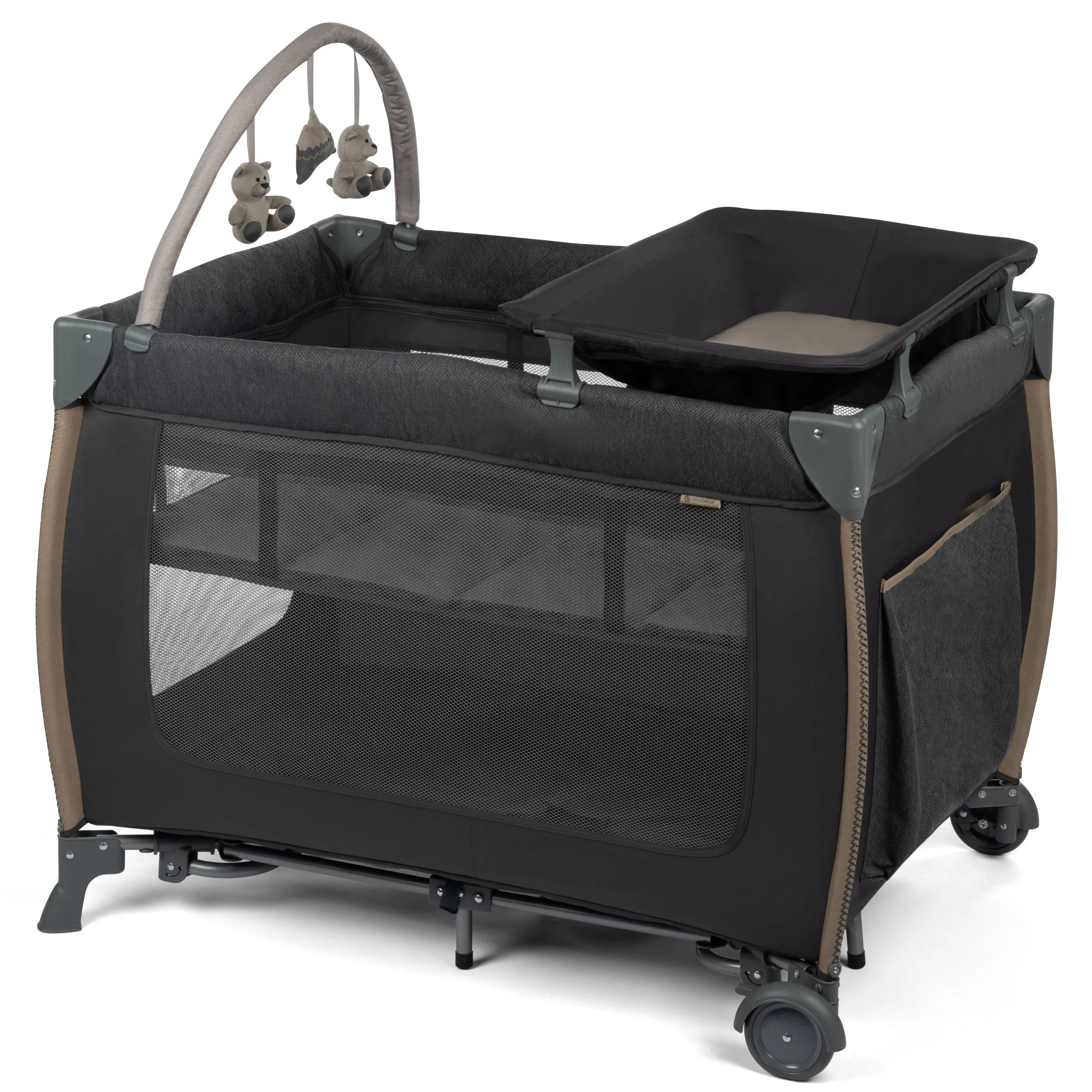 Play Castle Rocking Bassinet, Size Point with Full Yard Monbebe