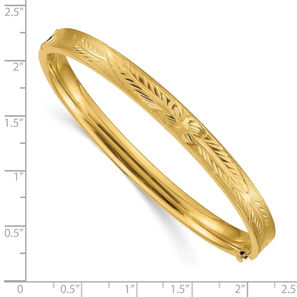 4/16 QCC4/16 14k Diamond-cut Bangle Concave Bracelet Hinged