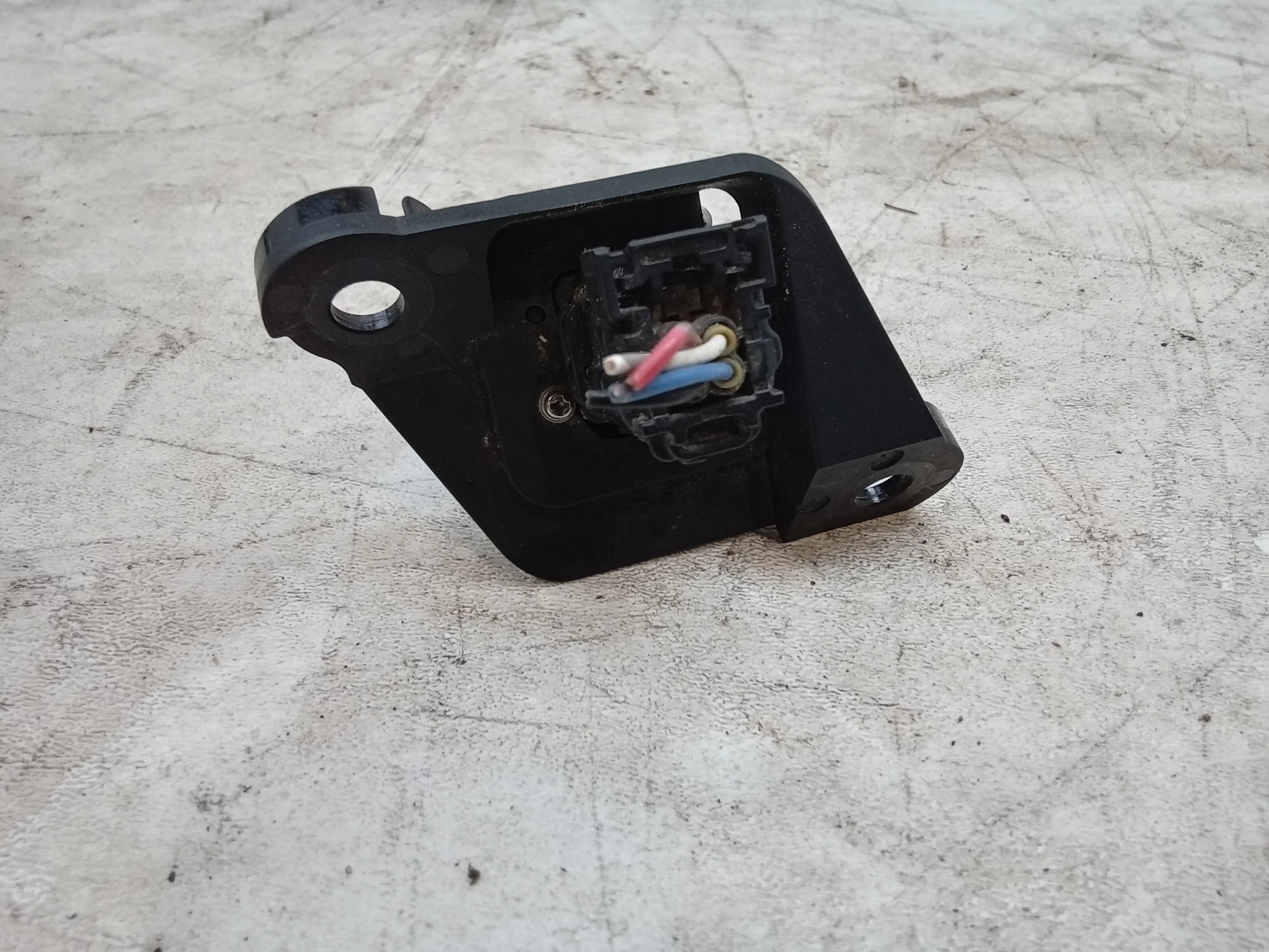 Tacoma Camera 10 Mounted (Good) Pre-Owned OEM Tailgate Toyota