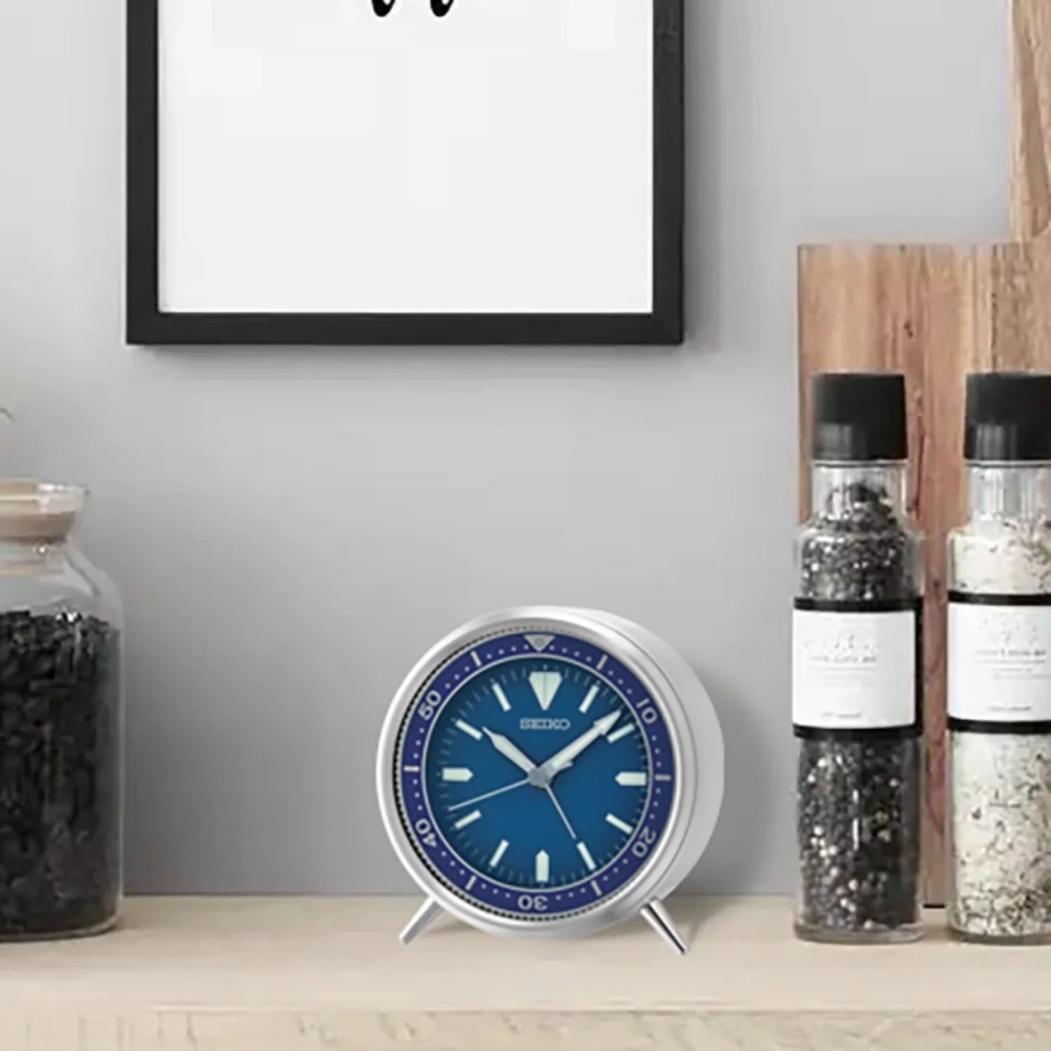 Mai Blue inch Case QXE065LLH Seiko Quartz Beep Analog Arabic Alarm Clock T 4 Metal