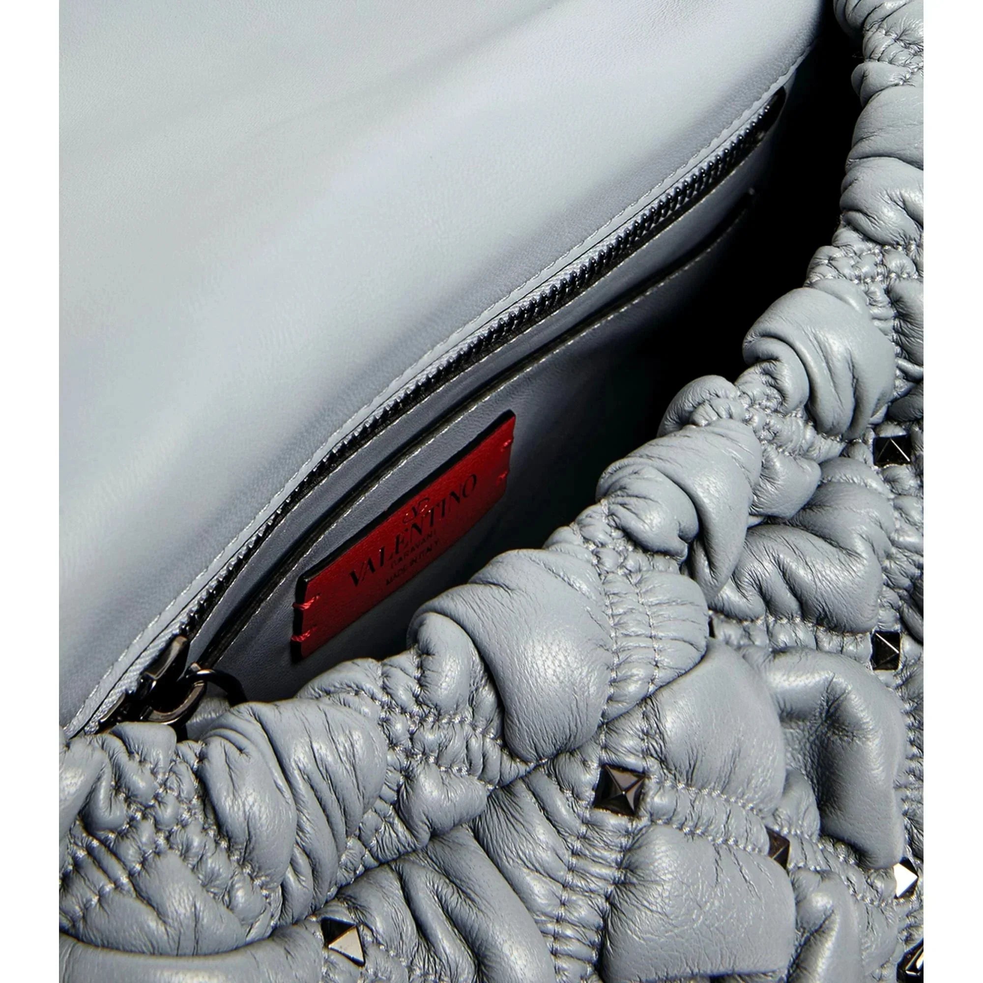 Spike Bag Gray Garavani Medium Me Leather Valentino Crossbody