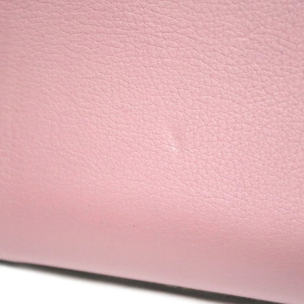 Women's Pre-Owned Leather Bag Fendi Pink (Fair) Shoulder FENDI