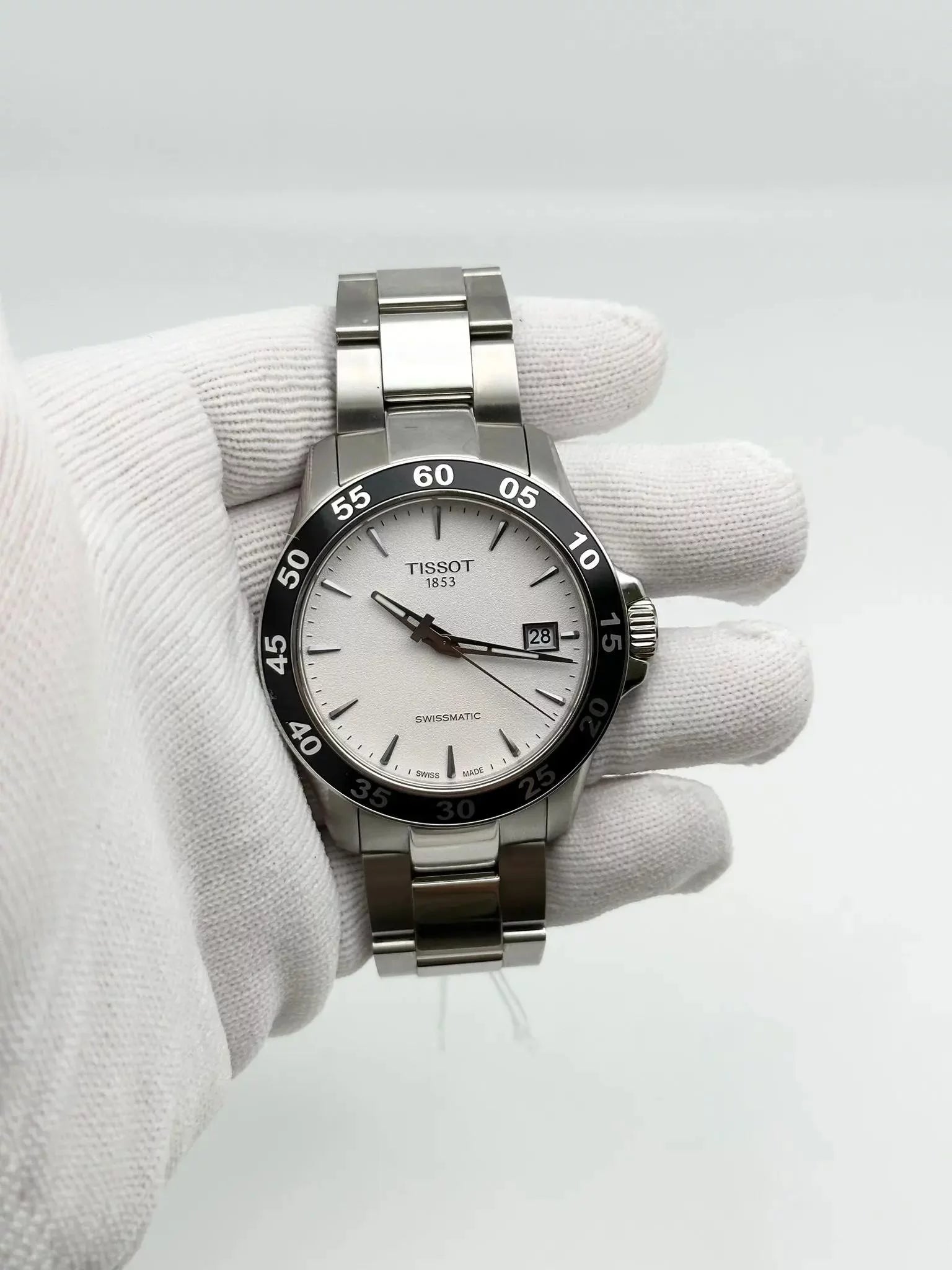 Tissot Automatic Swissmatic V8 T106.407.11.031.00 Watch Silver Steel Men Dial